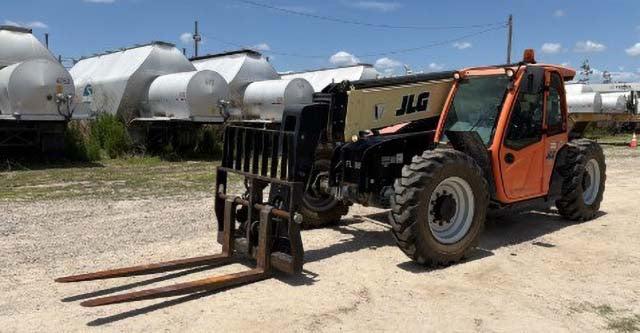 Used 2017 JLG 742 Telehandler Forklift