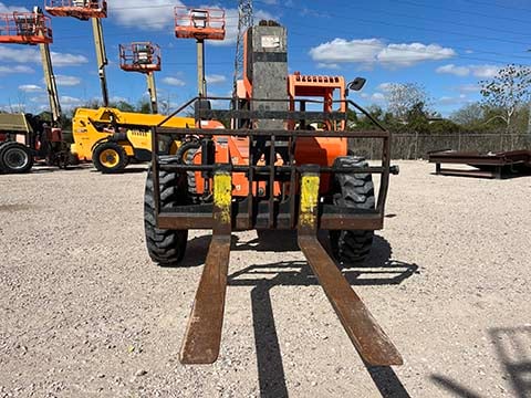 Used 2017 SKYTRAK 8042 Telehandler Forklift