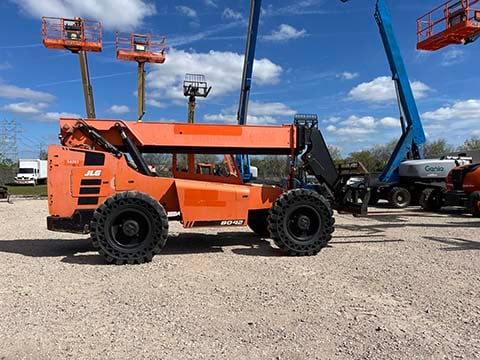 Used 2017 SKYTRAK 8042 Telehandler Forklift
