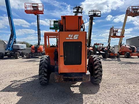 Used 2017 SKYTRAK 8042 Telehandler Forklift
