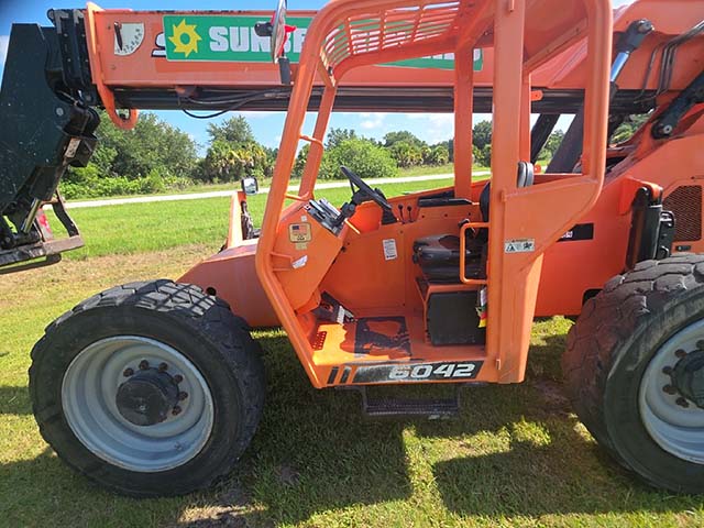 Used 2018 SKYTRAK 6042 Telehandler Forklift