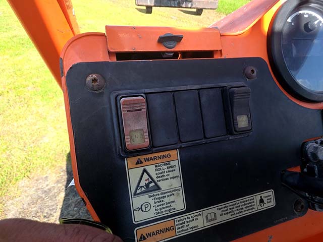 Used 2018 SKYTRAK 6042 Telehandler Forklift