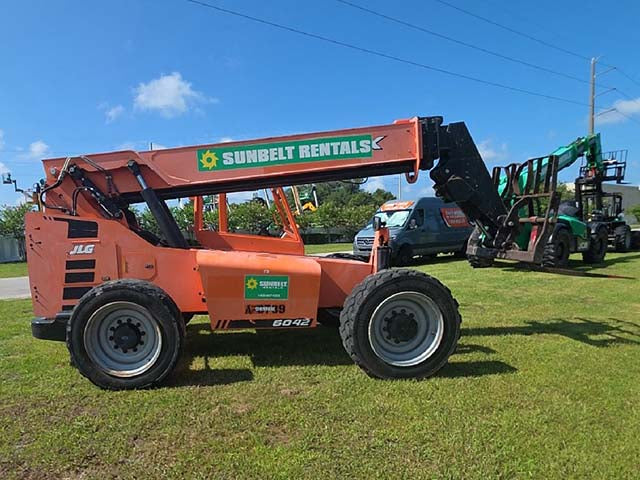 Used 2018 SKYTRAK 6042 Telehandler Forklift