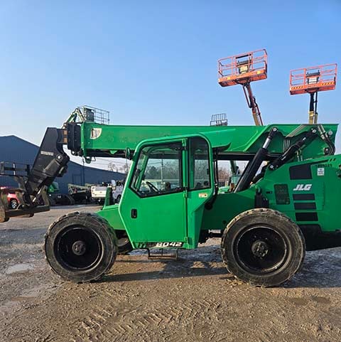 Used 2018 SKYTRAK 8042 Telehandler Forklift