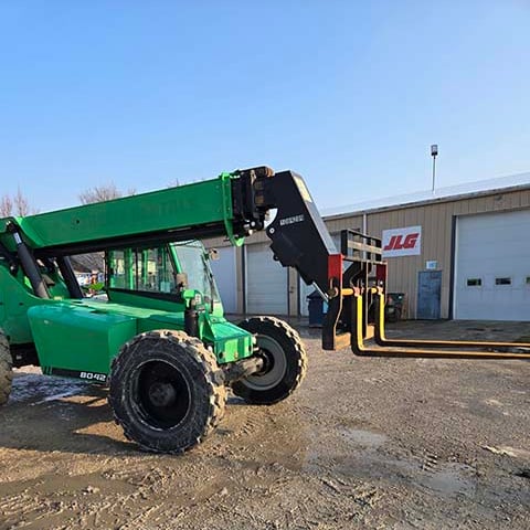 Used 2018 SKYTRAK 8042 Telehandler Forklift
