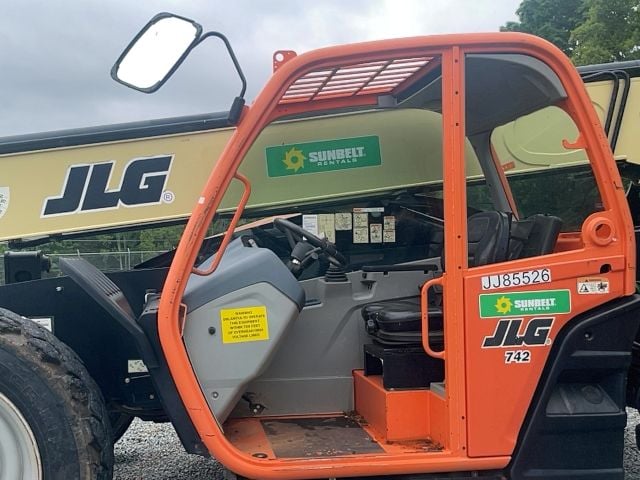 Used 2018 JLG 742 Telehandler Forklift