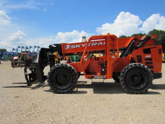 Used 2018 SKYTRAK 10054 Telehandler Forklift