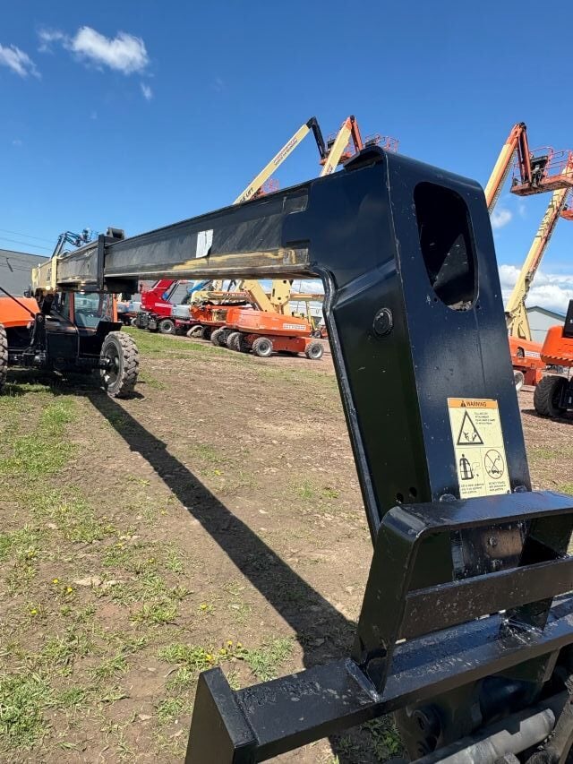 Used 2018 JLG 943 Telehandler Forklift