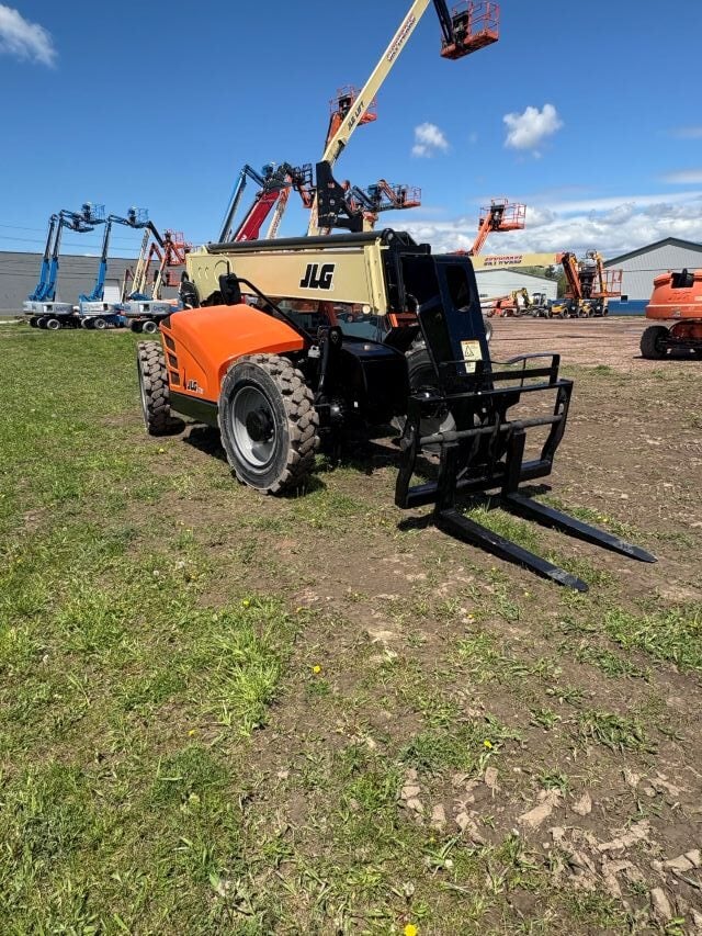 Used 2018 JLG 943 Telehandler Forklift