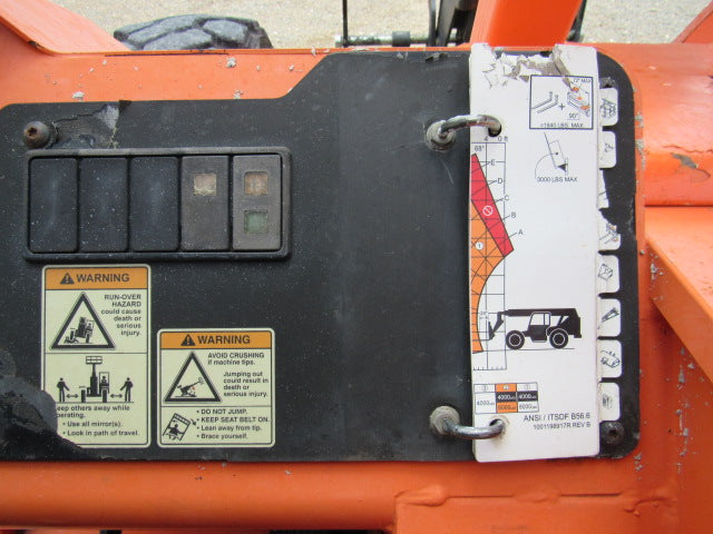 Used 2018 SKYTRAK 8042 Telehandler Forklift