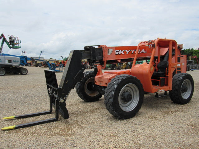 Used 2018 SKYTRAK 8042 Telehandler Forklift