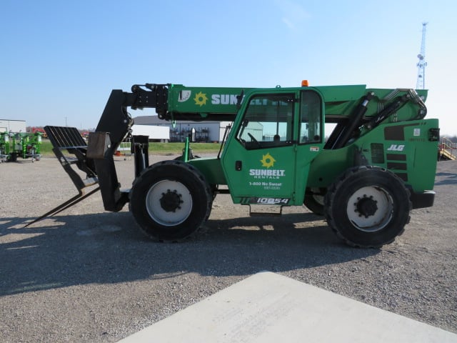 Used 2018 SKYTRAK 10054 Telehandler Forklift