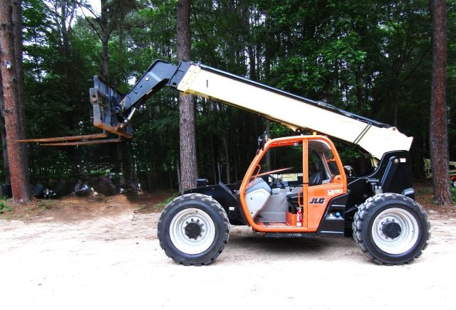 Used 2019 JLG 943 Telehandler Forklift