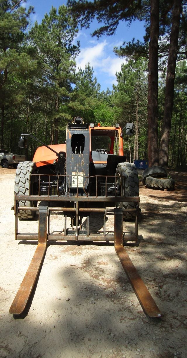 Used 2019 JLG 943 Telehandler Forklift