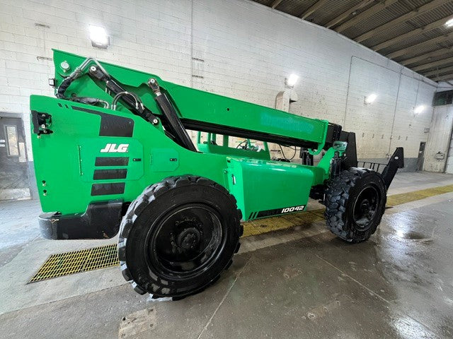 Used 2019 SKYTRAK 10042 Telehandler Forklift