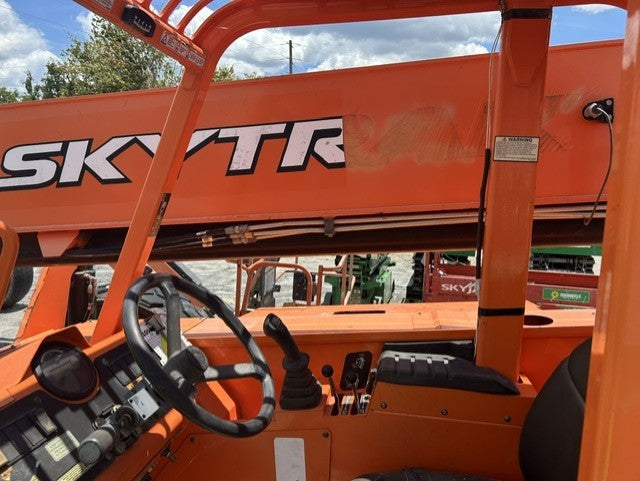 Used 2019 SKYTRAK 10054 Telehandler Forklift