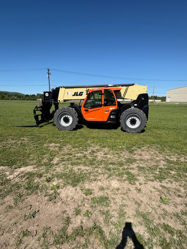 Used 2022 JLG 1055 Telehandler Forklift
