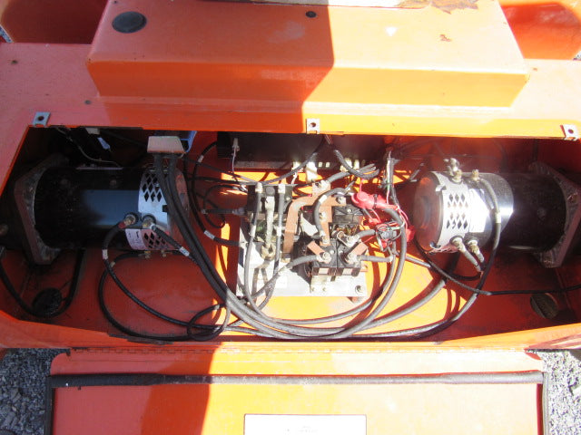 Used 2013 JLG E450AJ Articulating Boom Lift