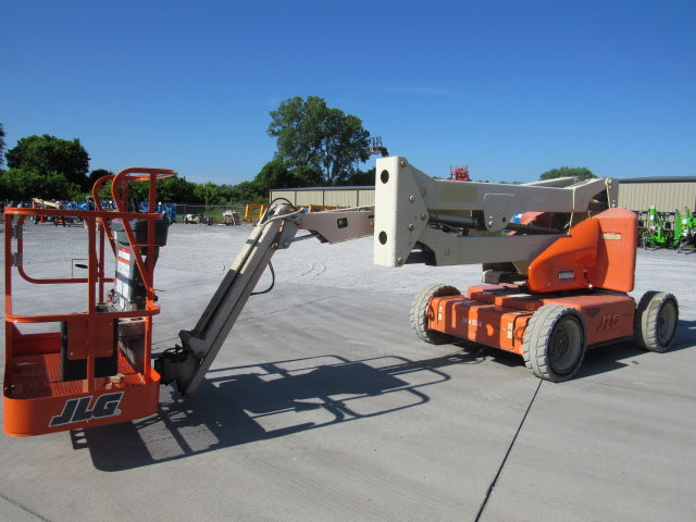 Used 2013 JLG E450AJ Articulating Boom Lift