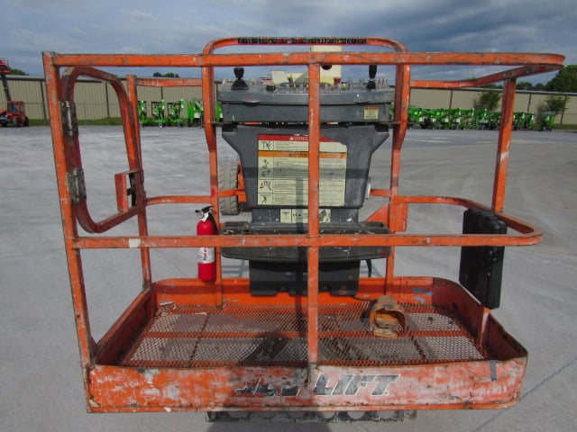 Used 2013 JLG E450AJ Articulating Boom Lift