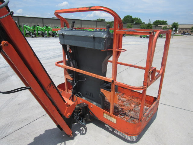 Used 2014 JLG E450AJ Articulating Boom Lift