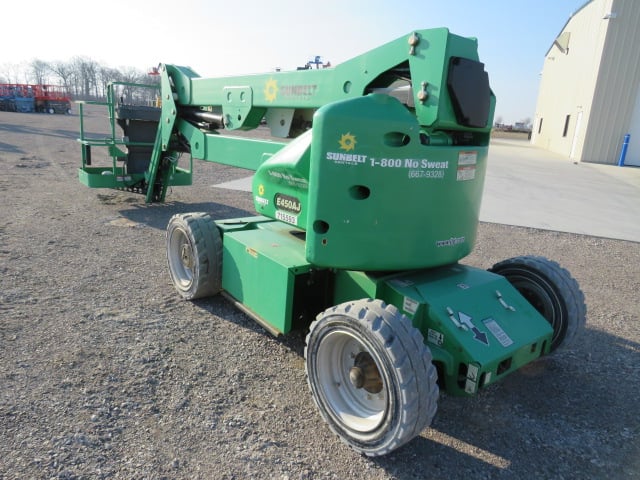 Used 2015 JLG E450AJ Articulating Boom Lift