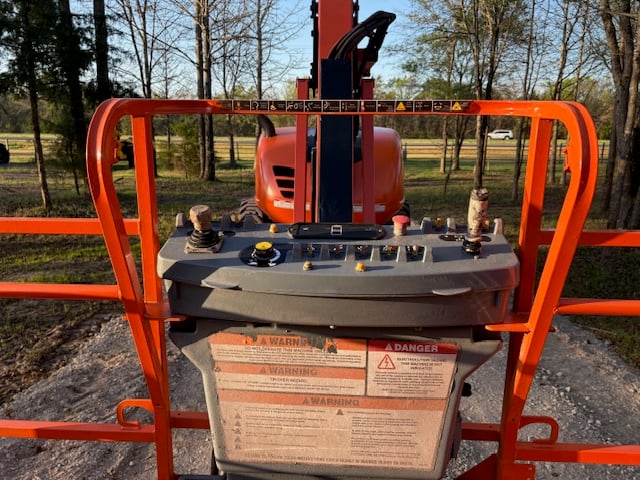 Used 2016 JLG 600AJ Articulating Boom Lift