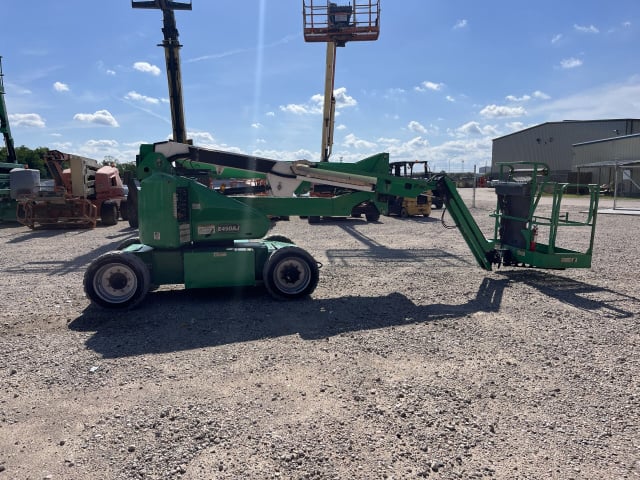 Used 2016 JLG E450AJ Articulating Boom Lift