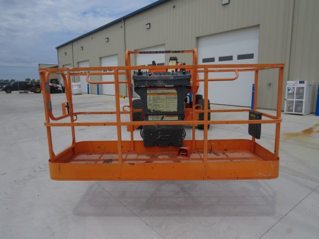 Used 2016 JLG 600S Telescopic Boom Lift