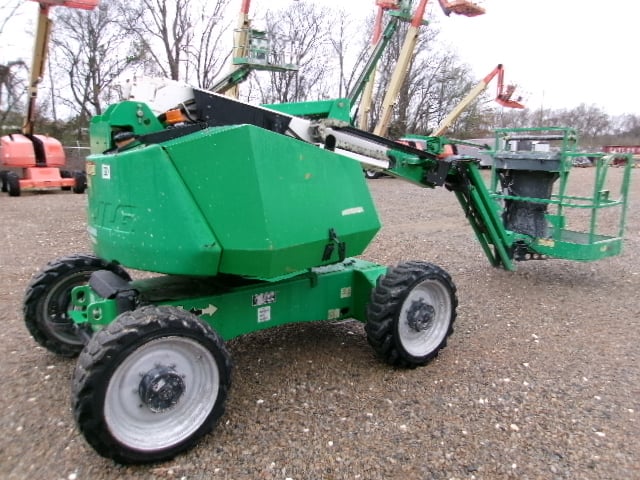 Used 2017 JLG H340AJ Articulating Boom Lift