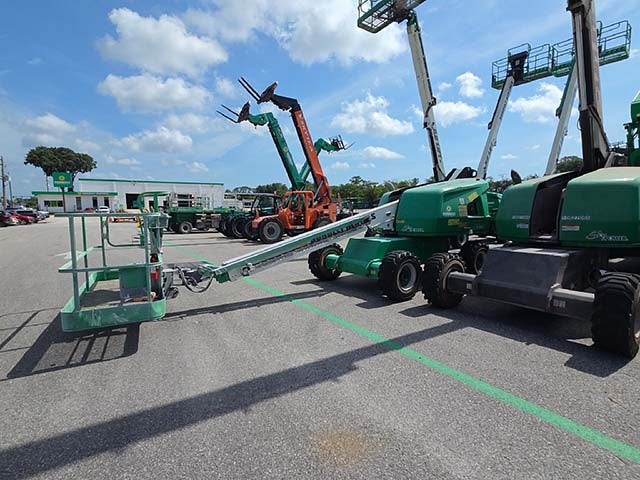 Used 2017 JLG 400S Telescopic Boom Lift