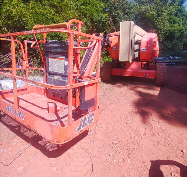 USED ARTICULATING BOOM LIFTS