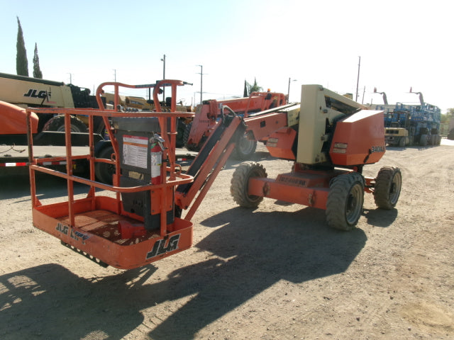 Used 2018 JLG 340AJ Articulating Boom Lift