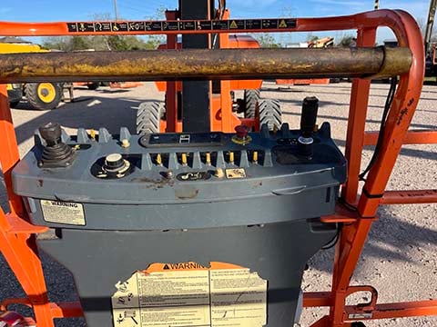 Used 2018 JLG 800AJ Articulating Boom Lift