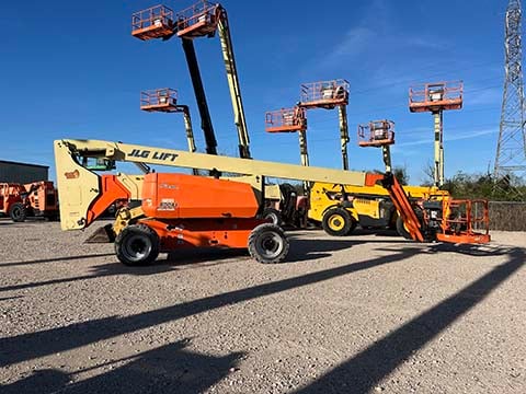 Used 2018 JLG 800AJ Articulating Boom Lift