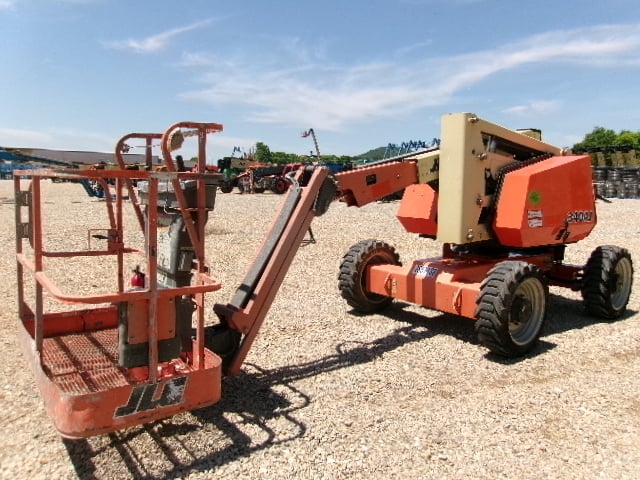 Used 2019 JLG 340AJ Articulating Boom Lift