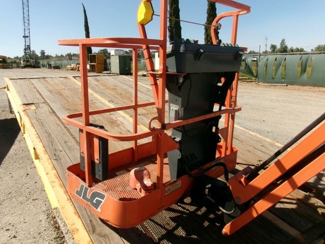 Used 2019 JLG 340AJ Articulating Boom Lift