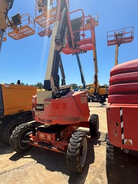 Used 2018 JLG 340AJ Articulating Boom Lift