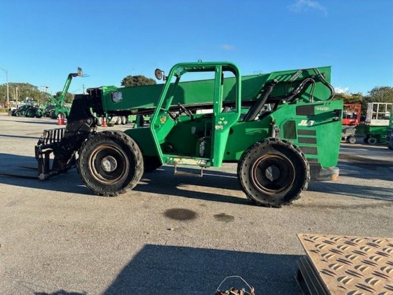 Used 2016 SKYTRAK 6042 Telehandler Forklift, photo 1