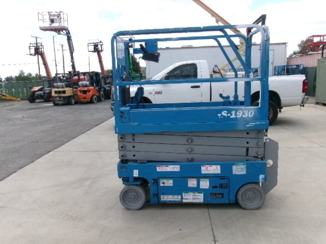 Used 2017 GENIE GS-1930 Scissor Lift