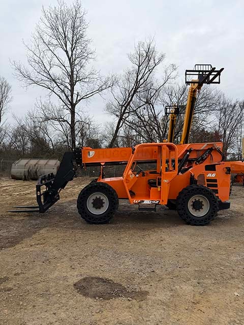 Used 2017 SKYTRAK 6042 Telehandler Forklift