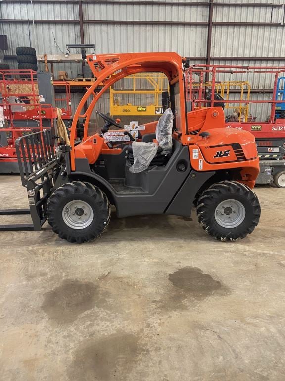 New 2026 SKYTRAK 3013 Telehandler Forklift