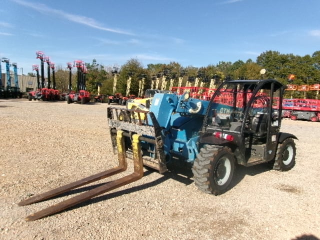 Used 2019 GENIE GTH-5519 Telehandler Forklift