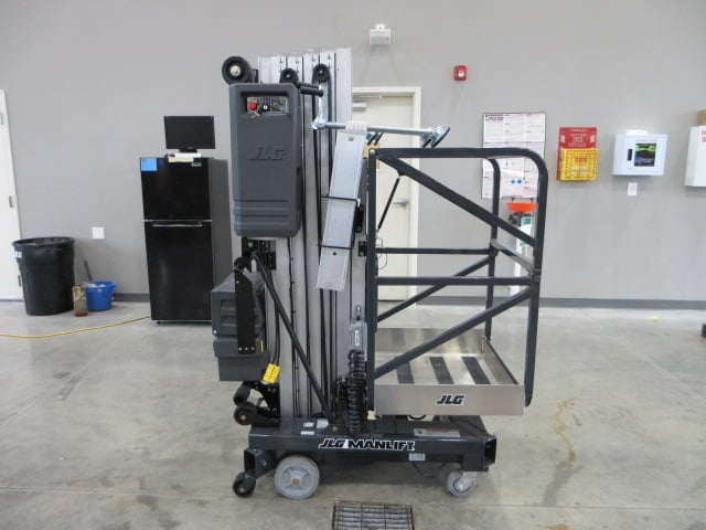 New 2026 JLG 25AM Aerial Work Platform