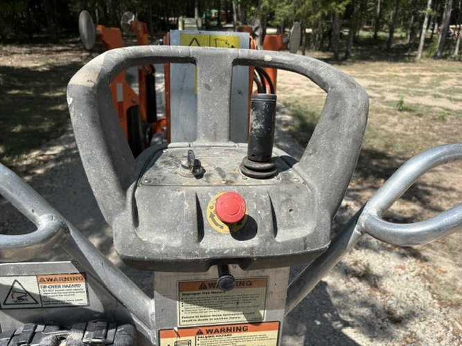 Used 2019 JLG T500J Towable Boom Lift, photo 11