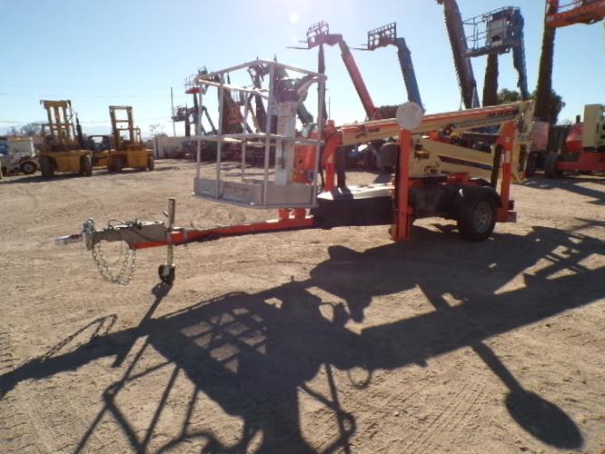 Used 2019 JLG T350 Towable Boom Lift, photo 2