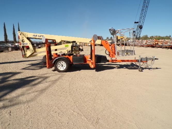Used 2019 JLG T350 Towable Boom Lift, photo 2