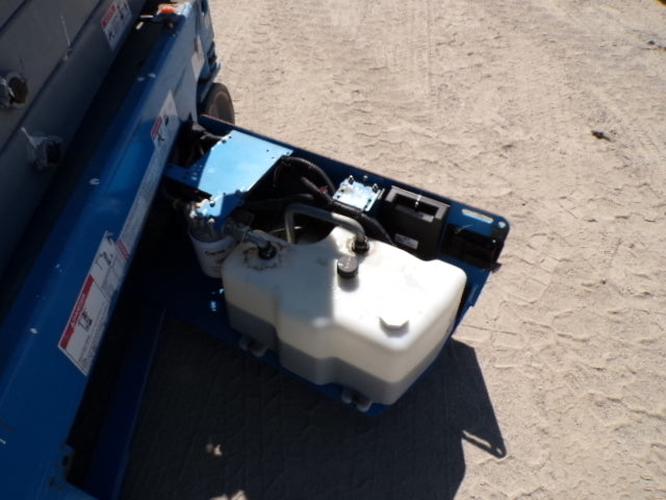 New 2019 GENIE GS-1930 Scissor Lift, photo 8
