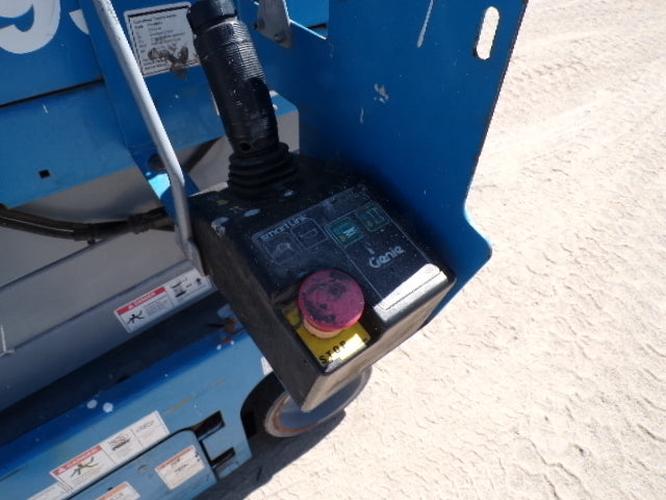 New 2019 GENIE GS-1930 Scissor Lift, photo 9