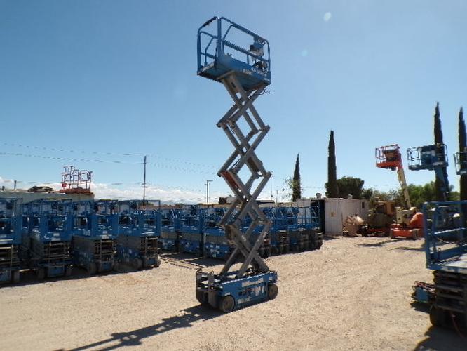 New 2019 GENIE GS-1930 Scissor Lift, photo 11